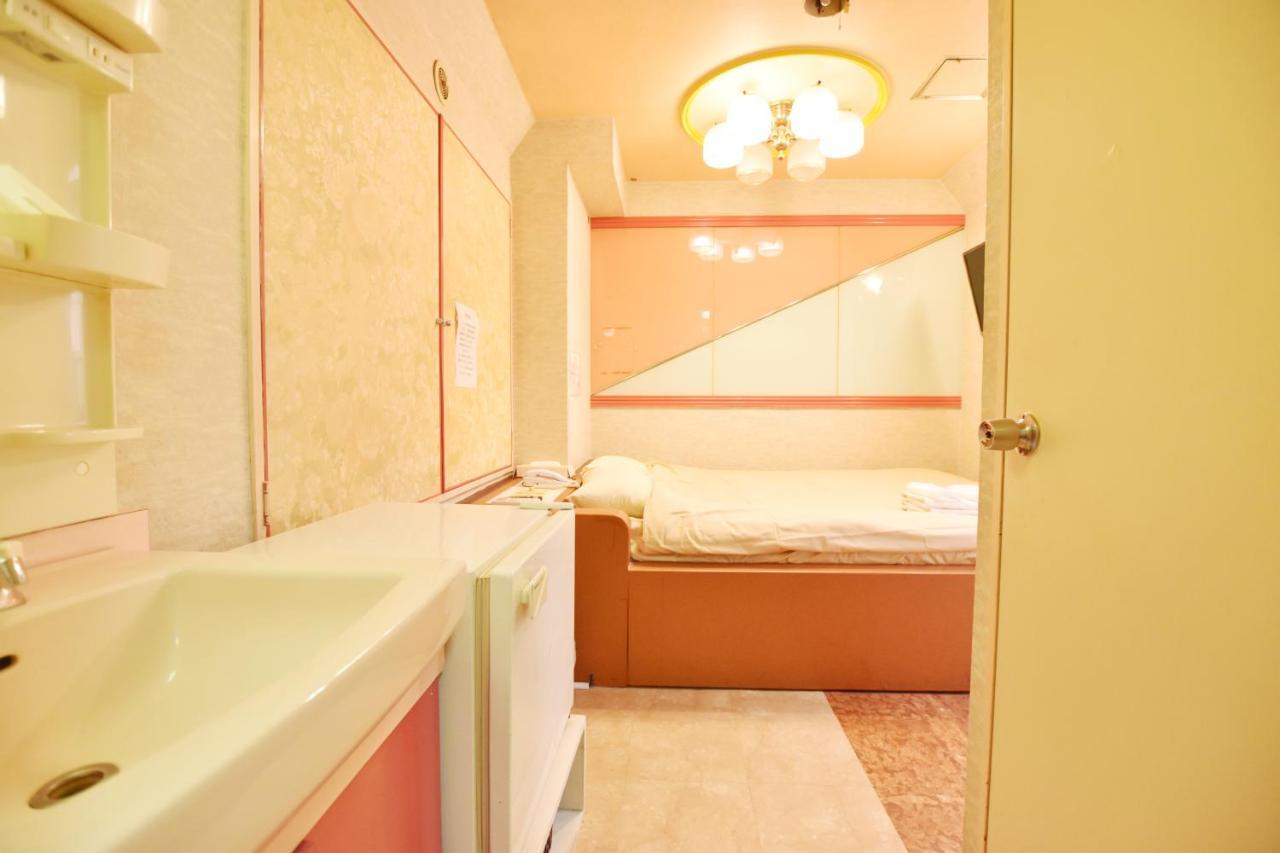 Hotel San Marco (Adults Only) Tokyo prefektur Exteriör bild